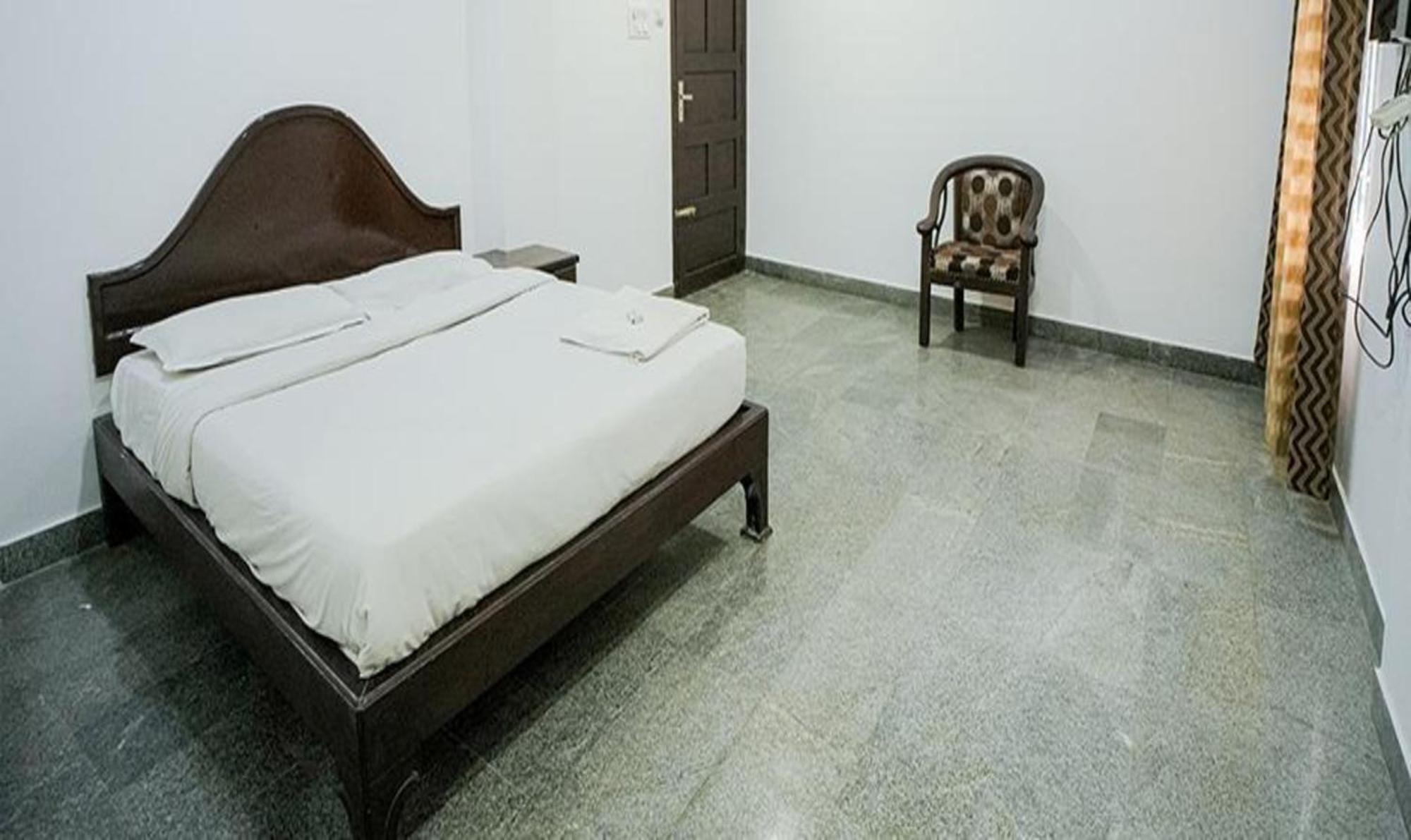 Fabhotel Lime Light Kochi Exterior photo