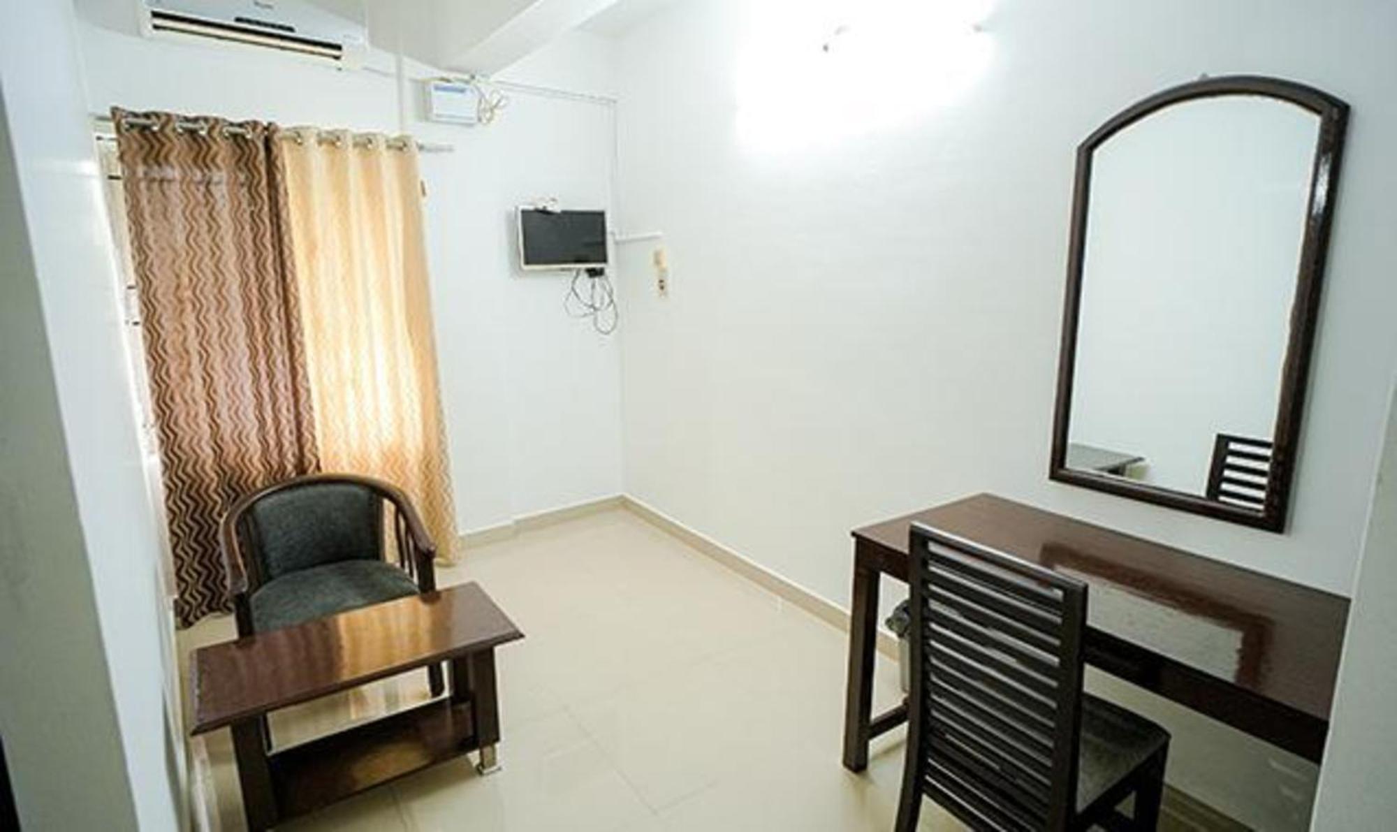 Fabhotel Lime Light Kochi Exterior photo